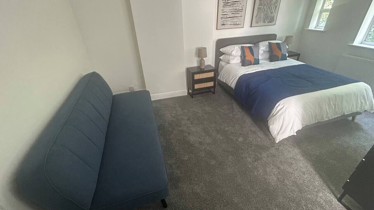 Photo of Others in Didsbury