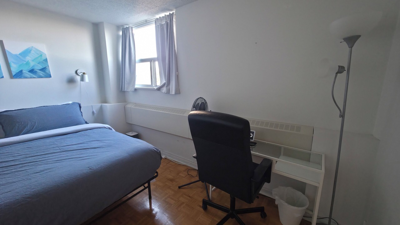 Photo of Bedroom in St. James Town