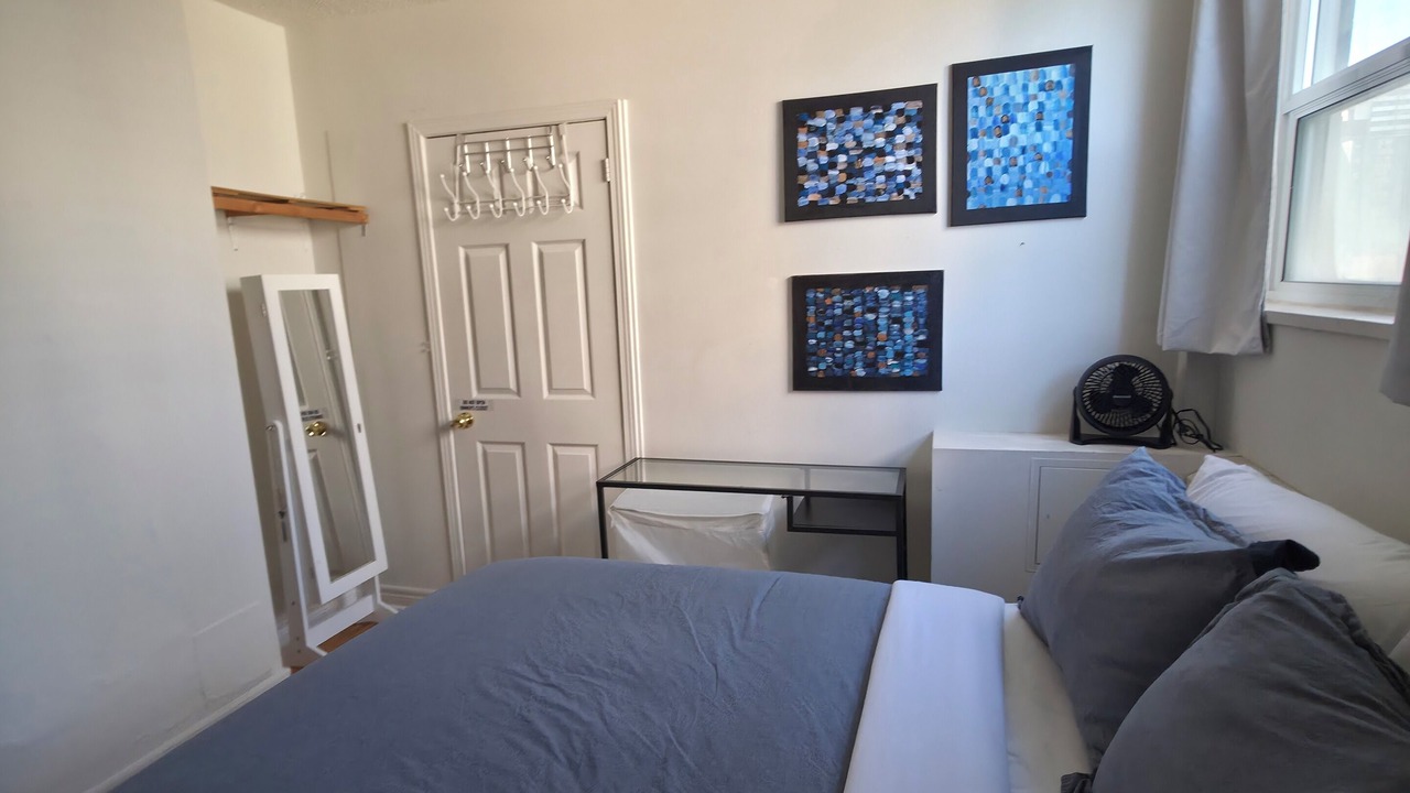Photo of Bedroom in St. James Town