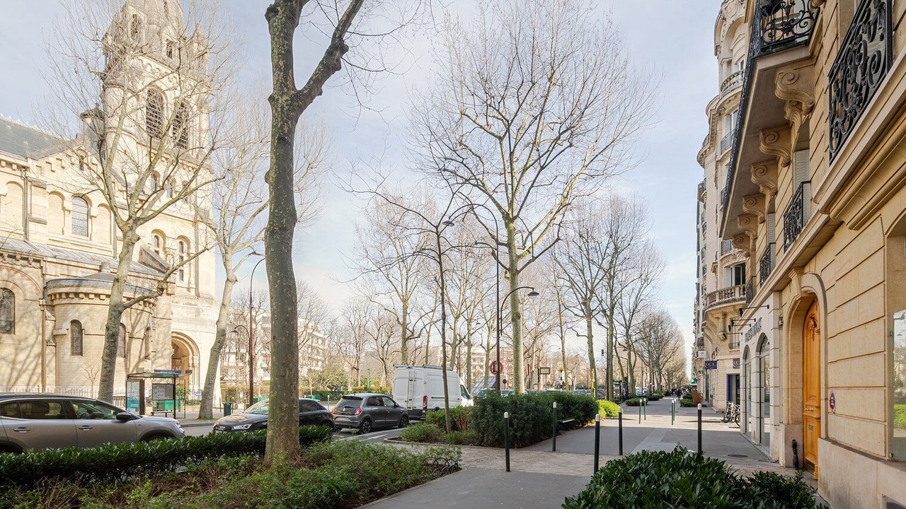 Photo of Others in Neuilly-sur-Seine