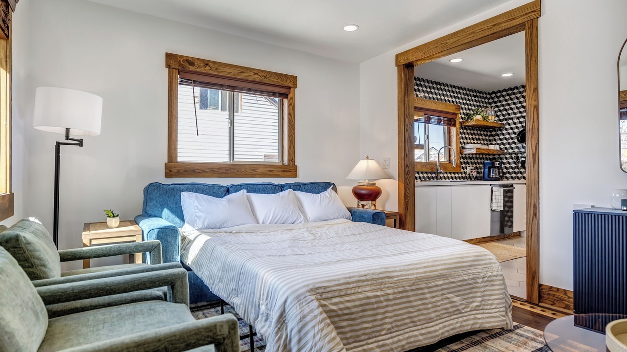 Photo of Bedroom in South Salt Lake