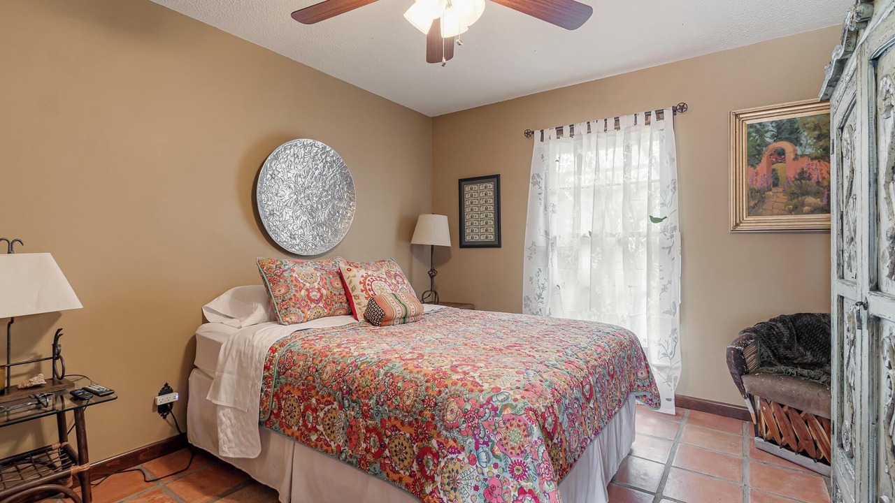 Photo of Bedroom in Elmwood Area
