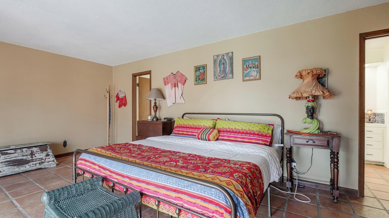 Photo of Bedroom in Elmwood Area
