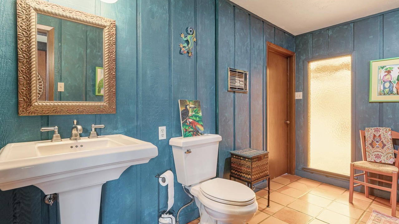 Photo of Bathroom in Elmwood Area