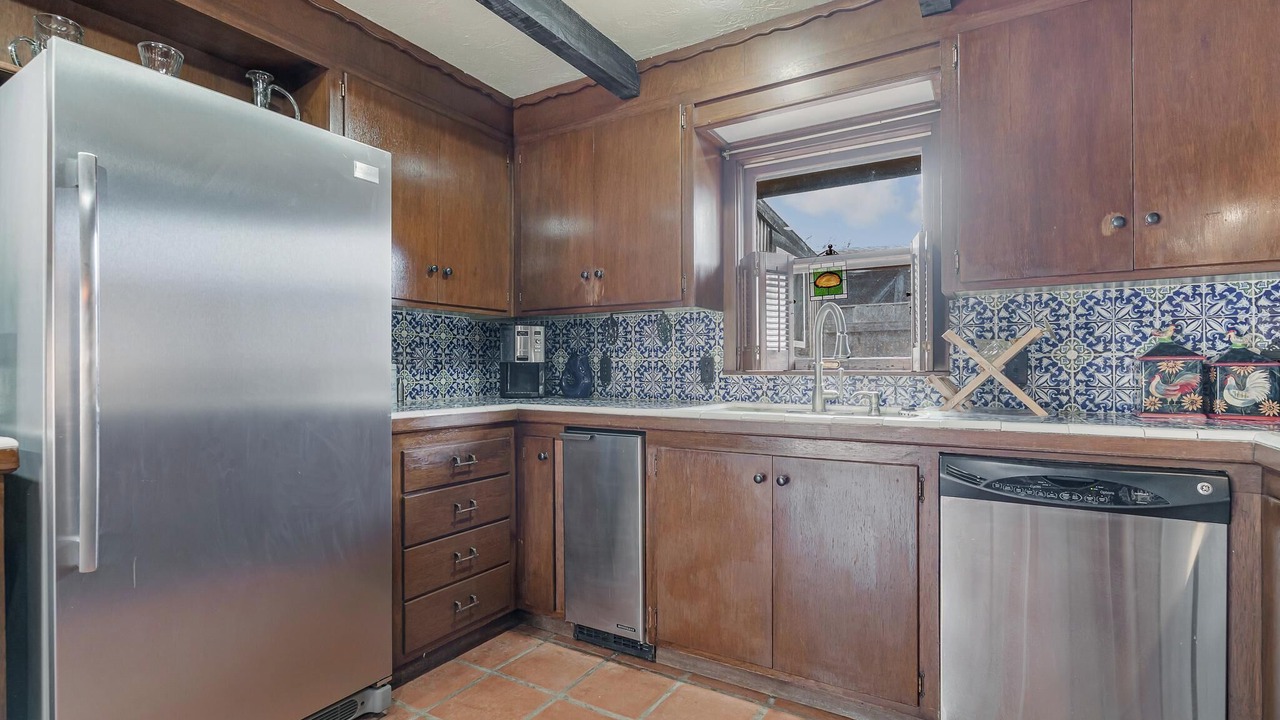 Photo of Kitchen in Elmwood Area