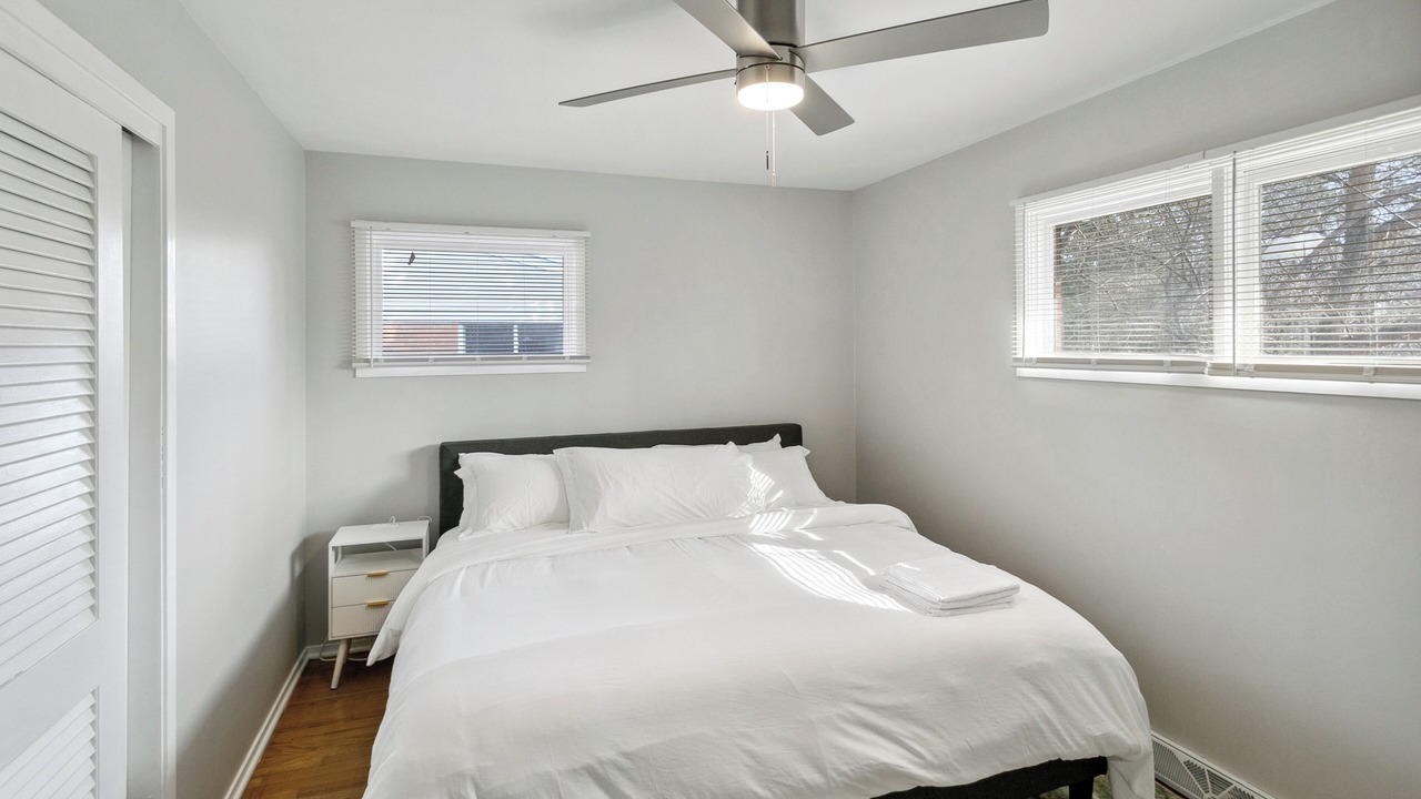 Photo of Bedroom in Russell