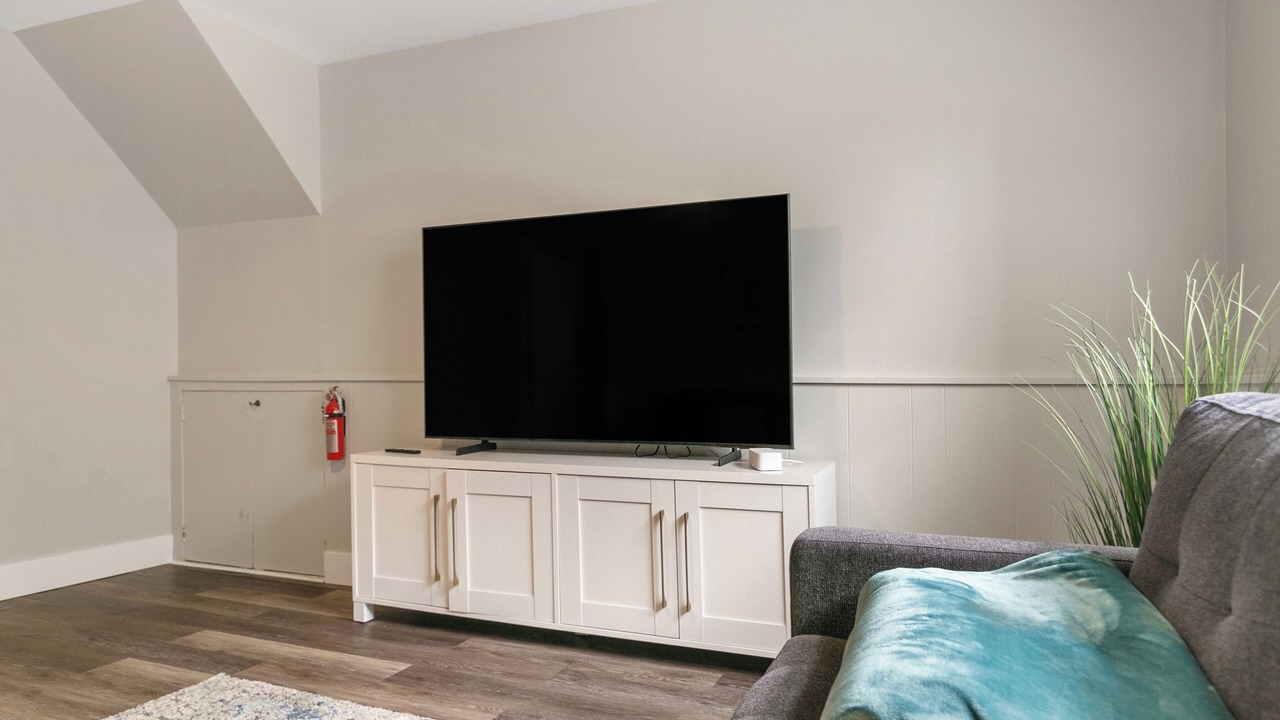 Photo of Livingroom in Russell