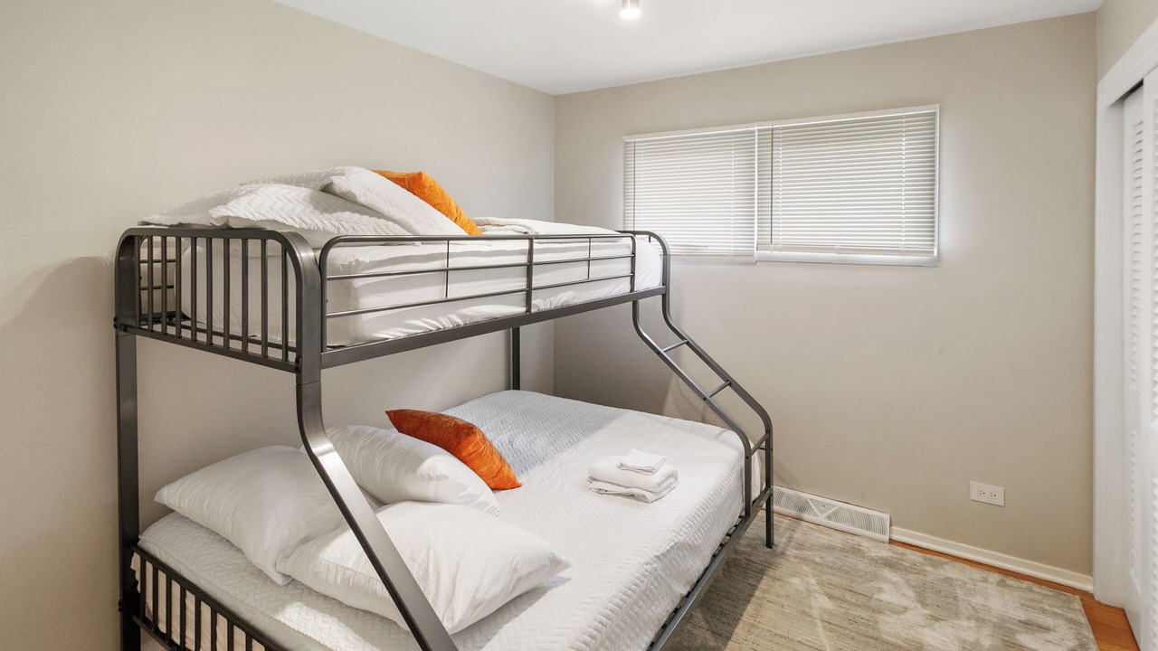 Photo of Bedroom in Russell
