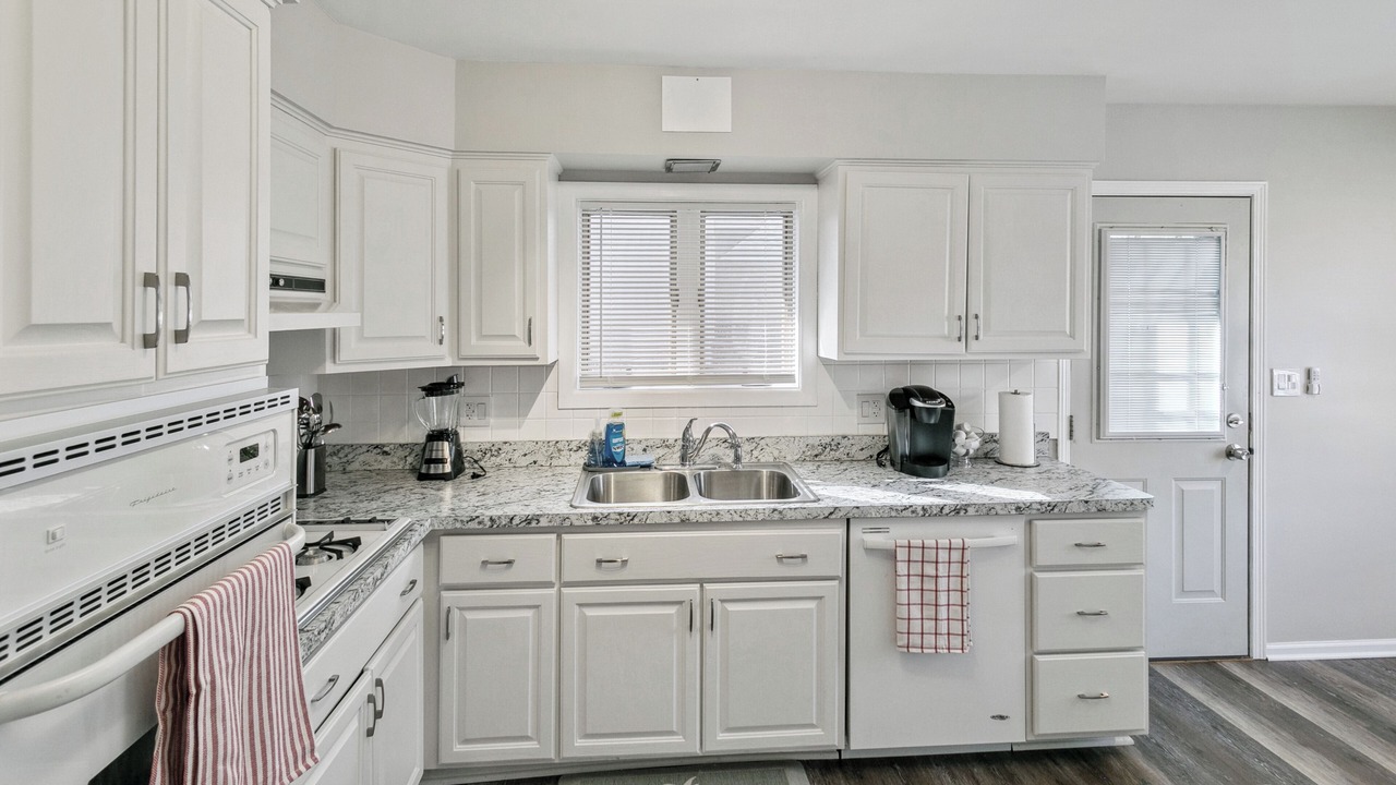 Photo of Kitchen in Russell