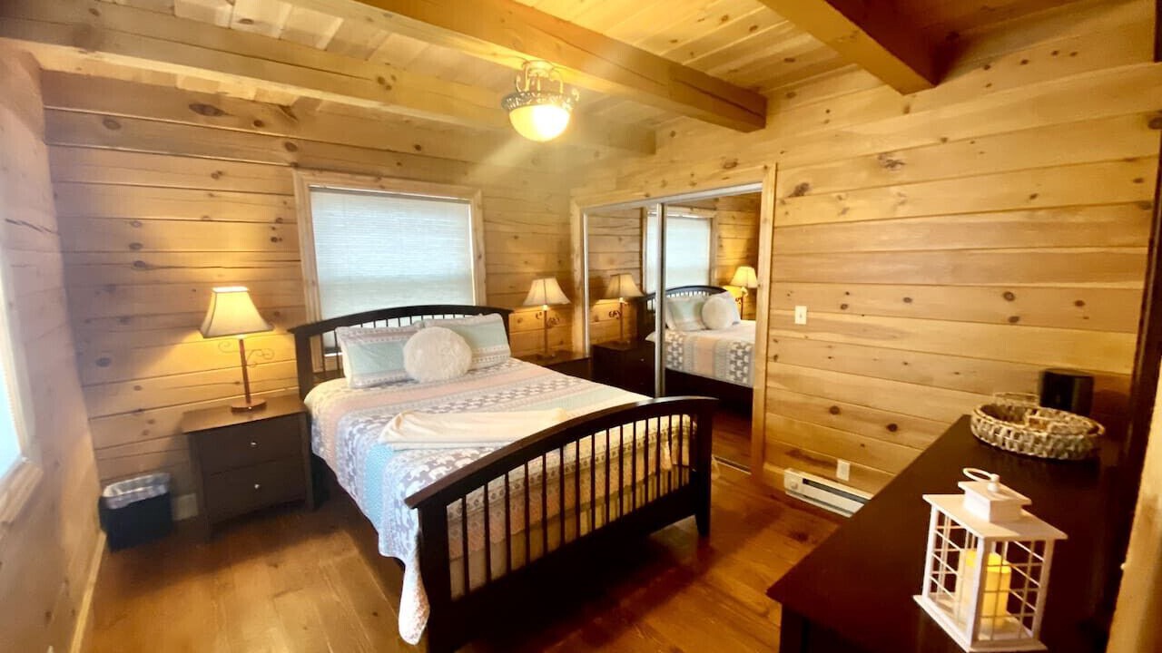 Photo of Bedroom in Silt