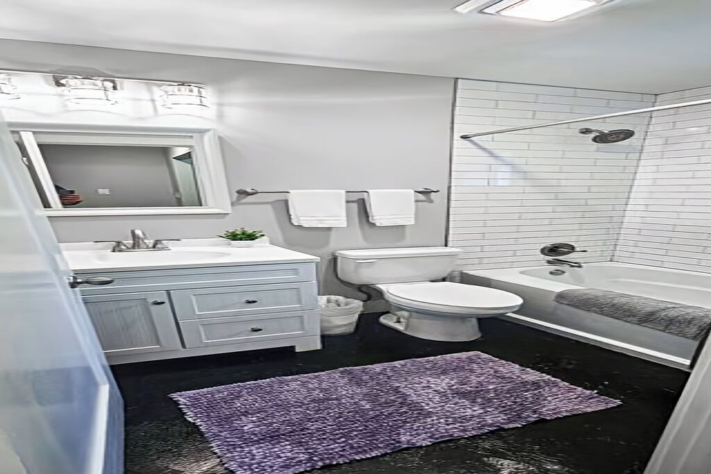 Photo of Bathroom in Oakhurst