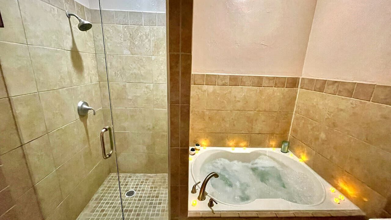 Photo of Bathroom in Silt