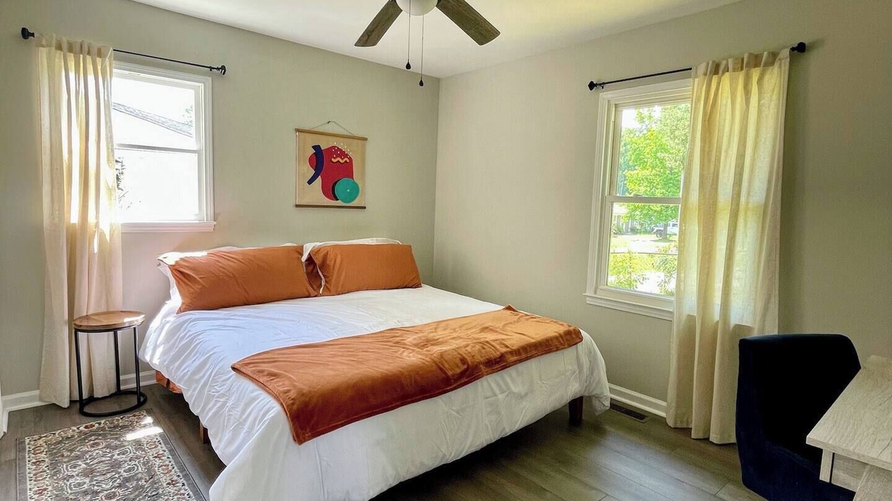 Photo of Bedroom in Southeast Raleigh