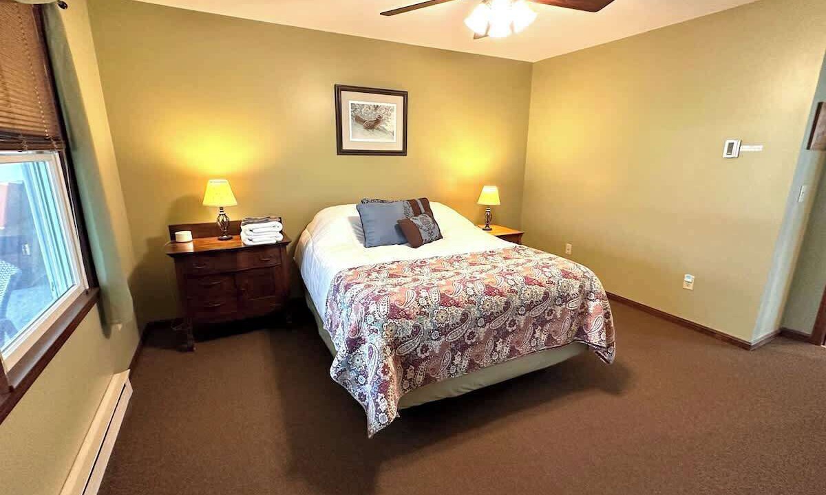 Photo of Bedroom in Austinburg
