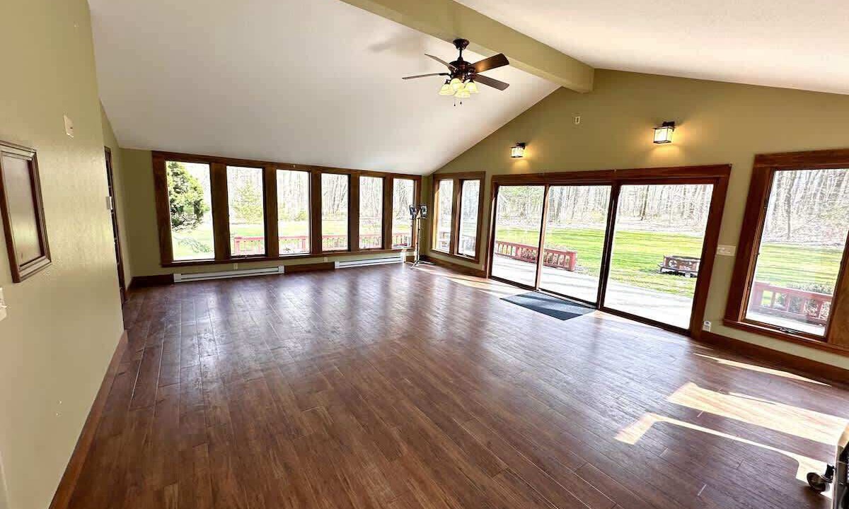 Photo of Bedroom in Austinburg