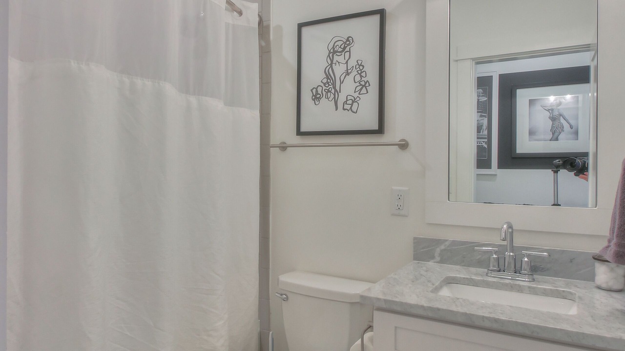 Photo of Bathroom in Hillsboro West End
