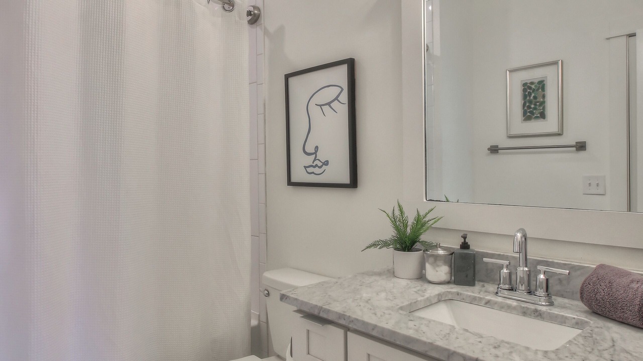 Photo of Bathroom in Hillsboro West End