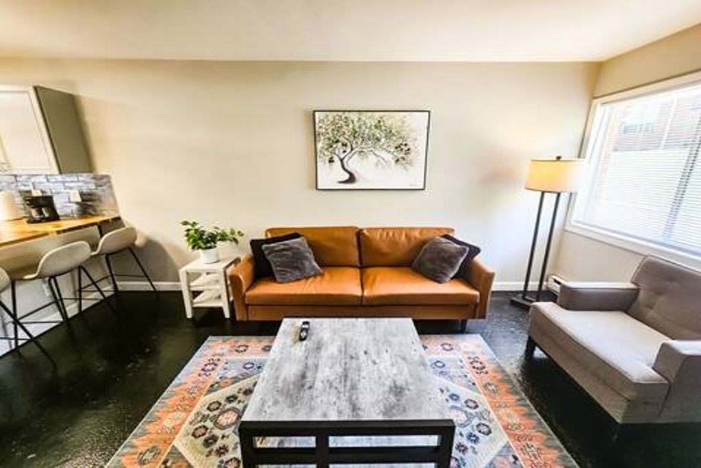 Photo of Livingroom in Oakhurst