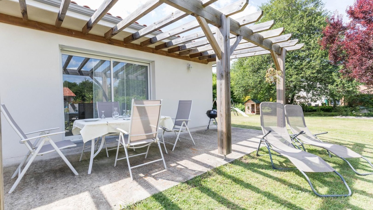Photo of Outdoor in Sabres