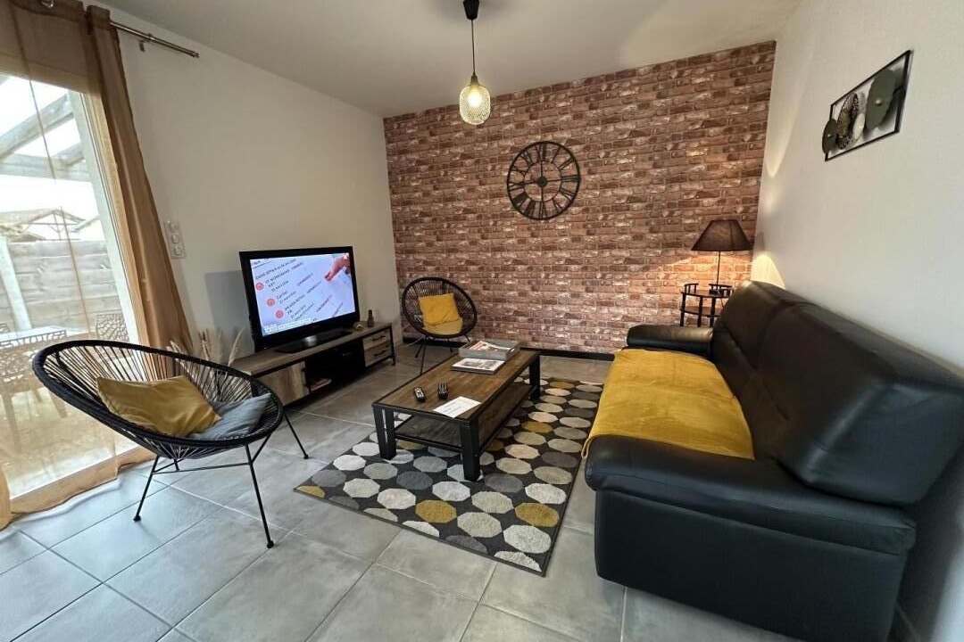Photo of Livingroom in Sabres
