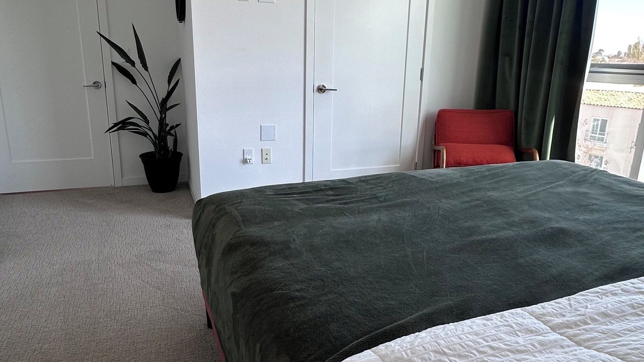 Photo of Bedroom in Carthay Circle