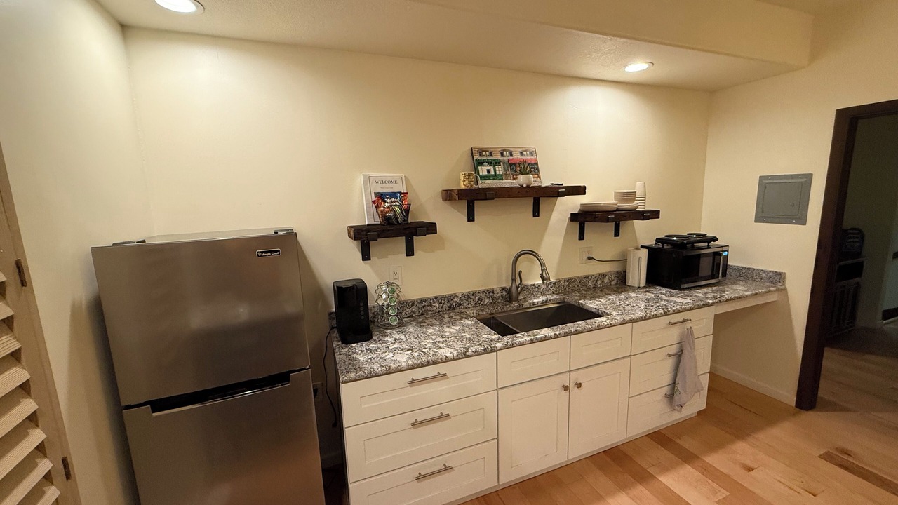 Photo of Kitchen in Roosevelt