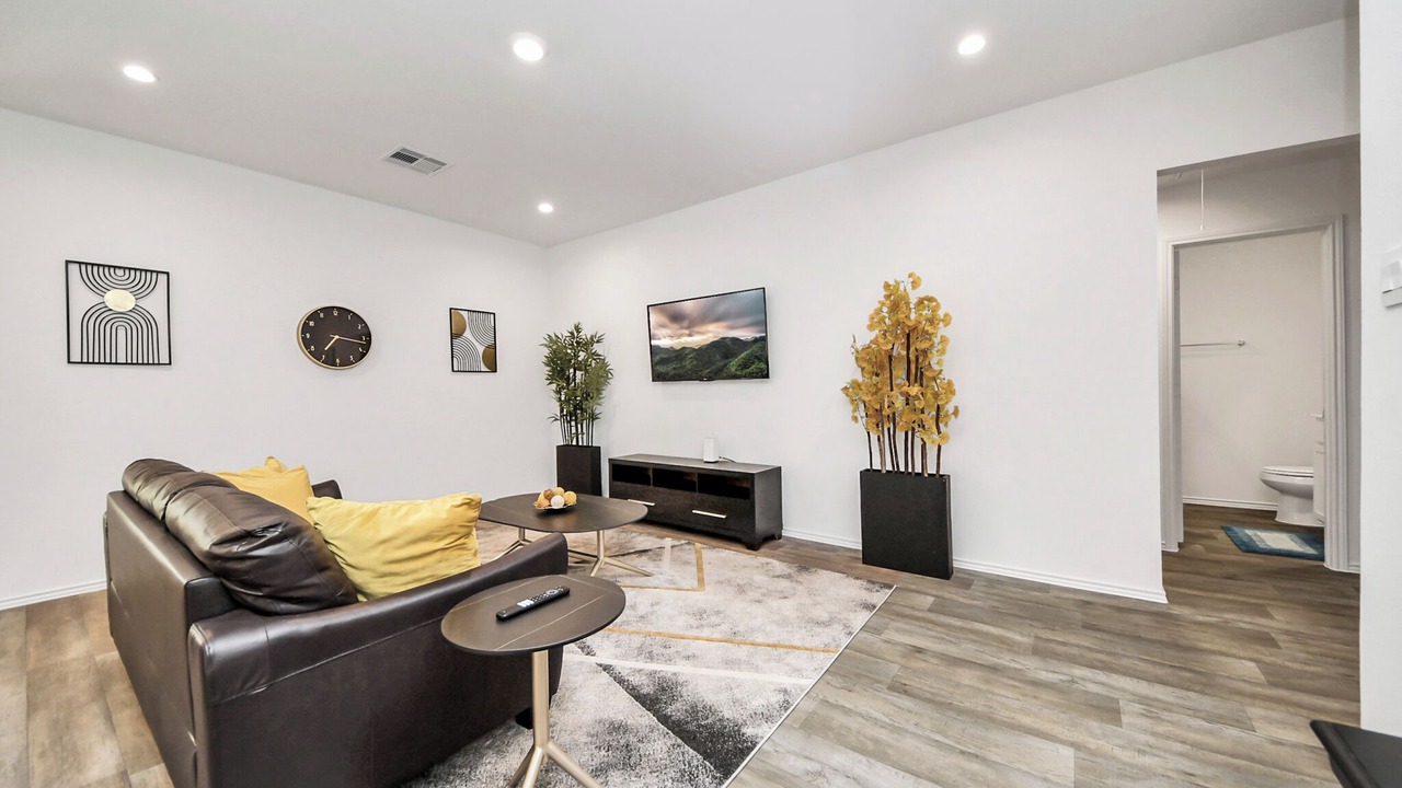 Photo of Livingroom in Barker