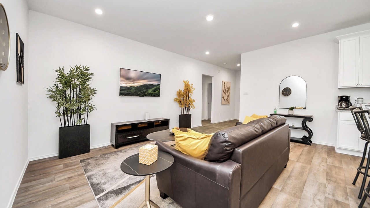 Photo of Livingroom in Barker