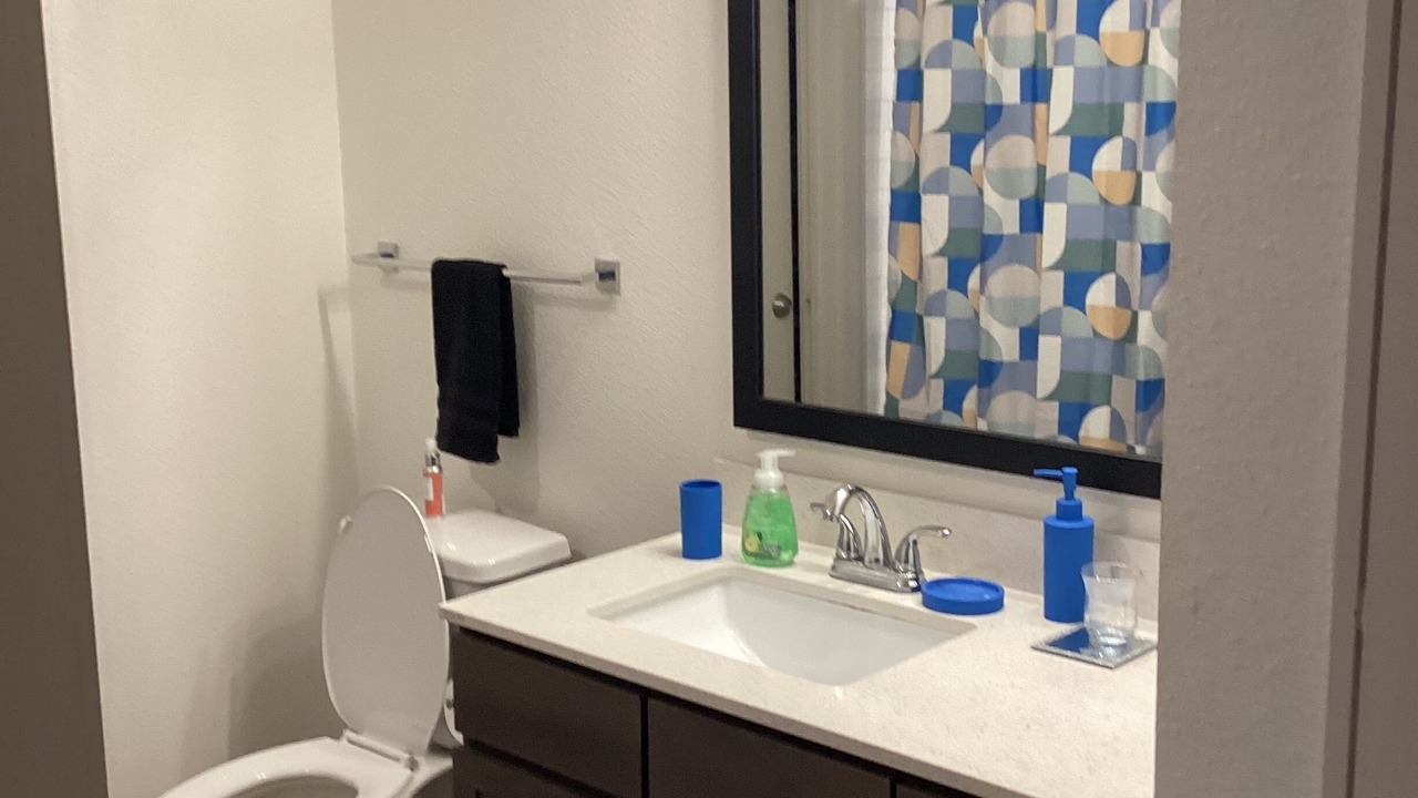 Photo of Bathroom in George Bush Park/Eldridge