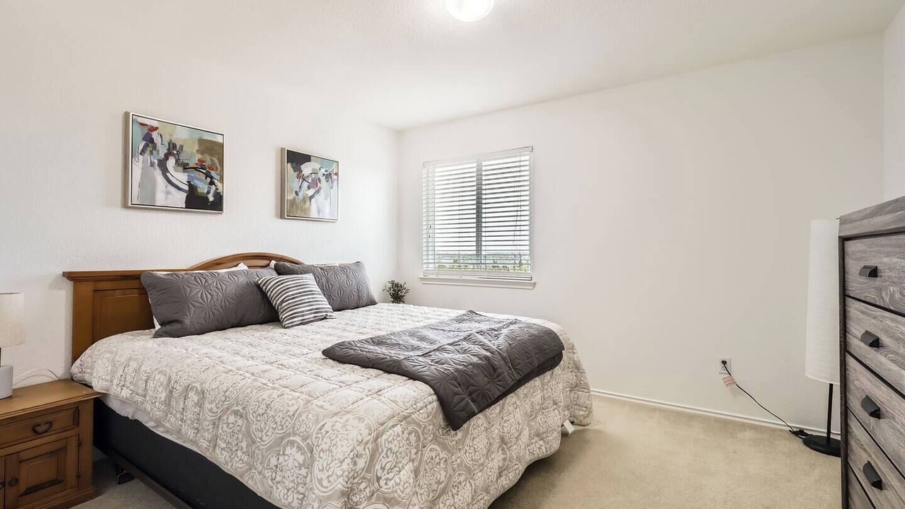 Photo of Bedroom in Avery Ranch Far West