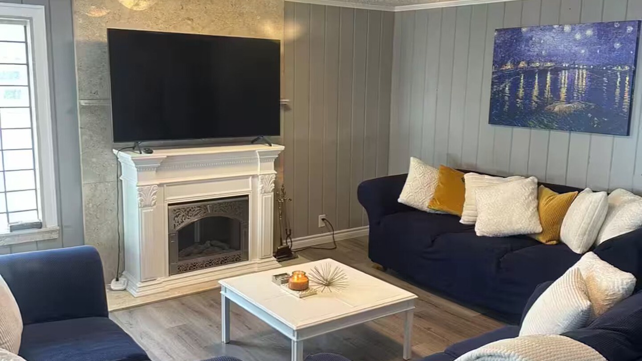 Photo of Livingroom in Leamington