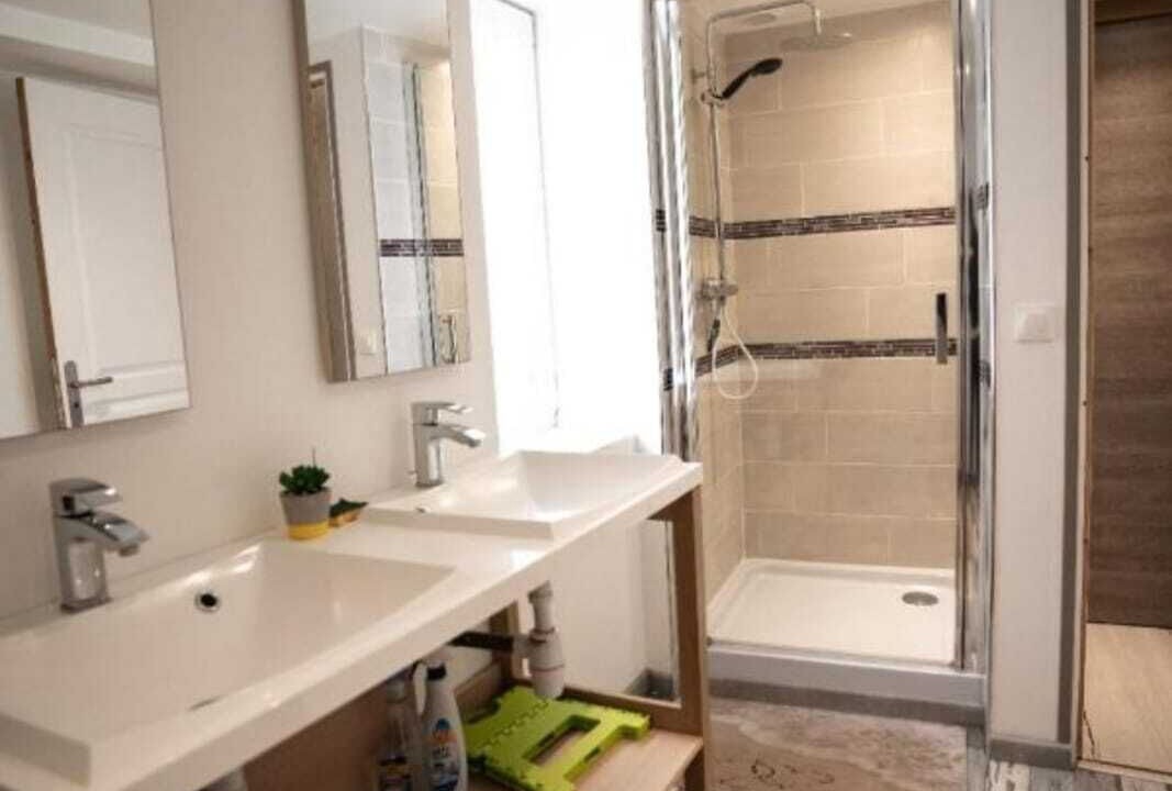 Photo of Bathroom in Courseulles-sur-Mer