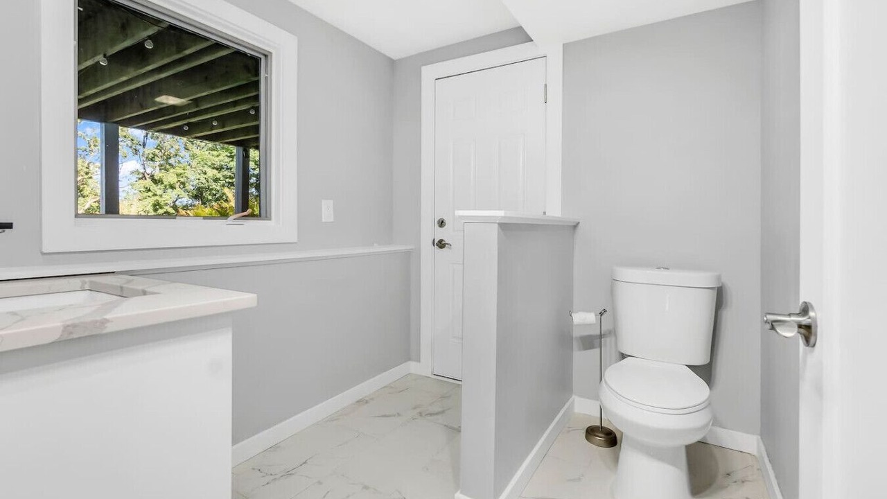 Photo of Bathroom in Mound