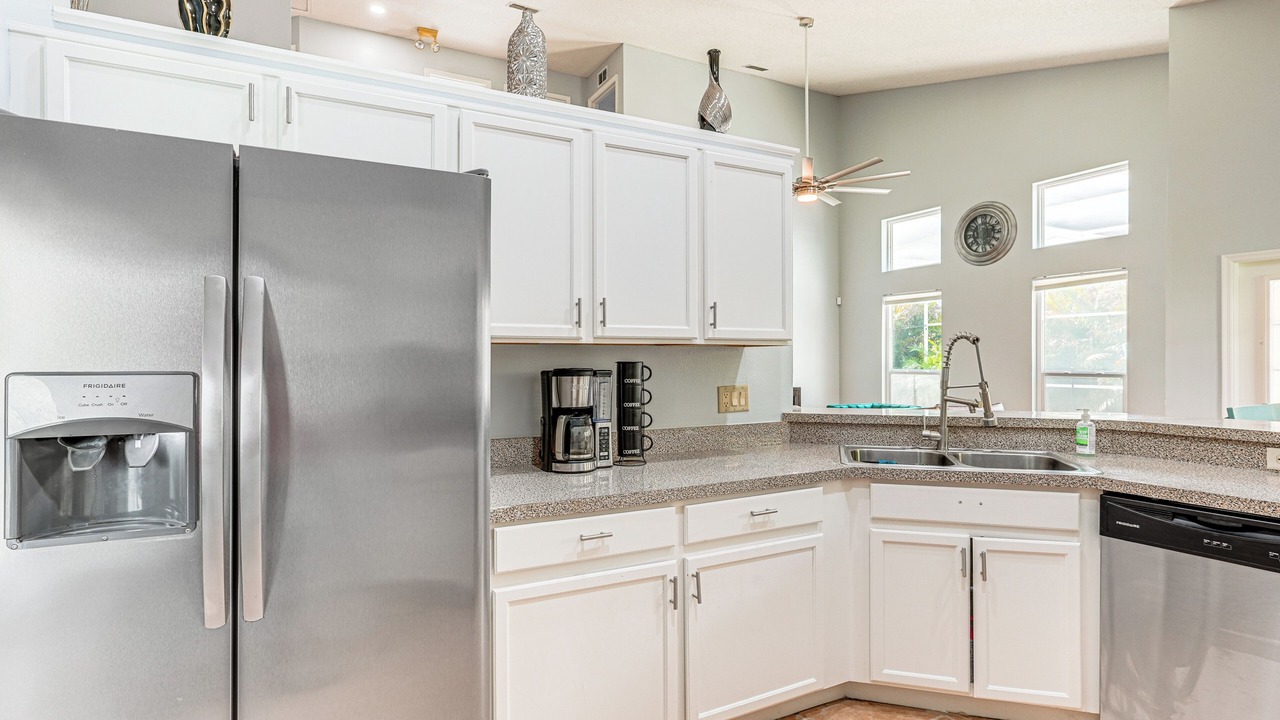 Photo of Kitchen in Lake Davenport Estates