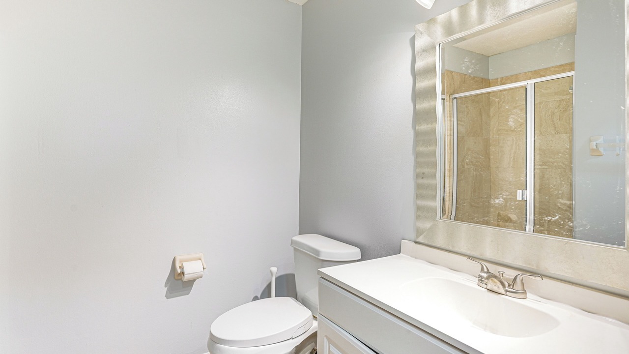 Photo of Bathroom in Lake Davenport Estates