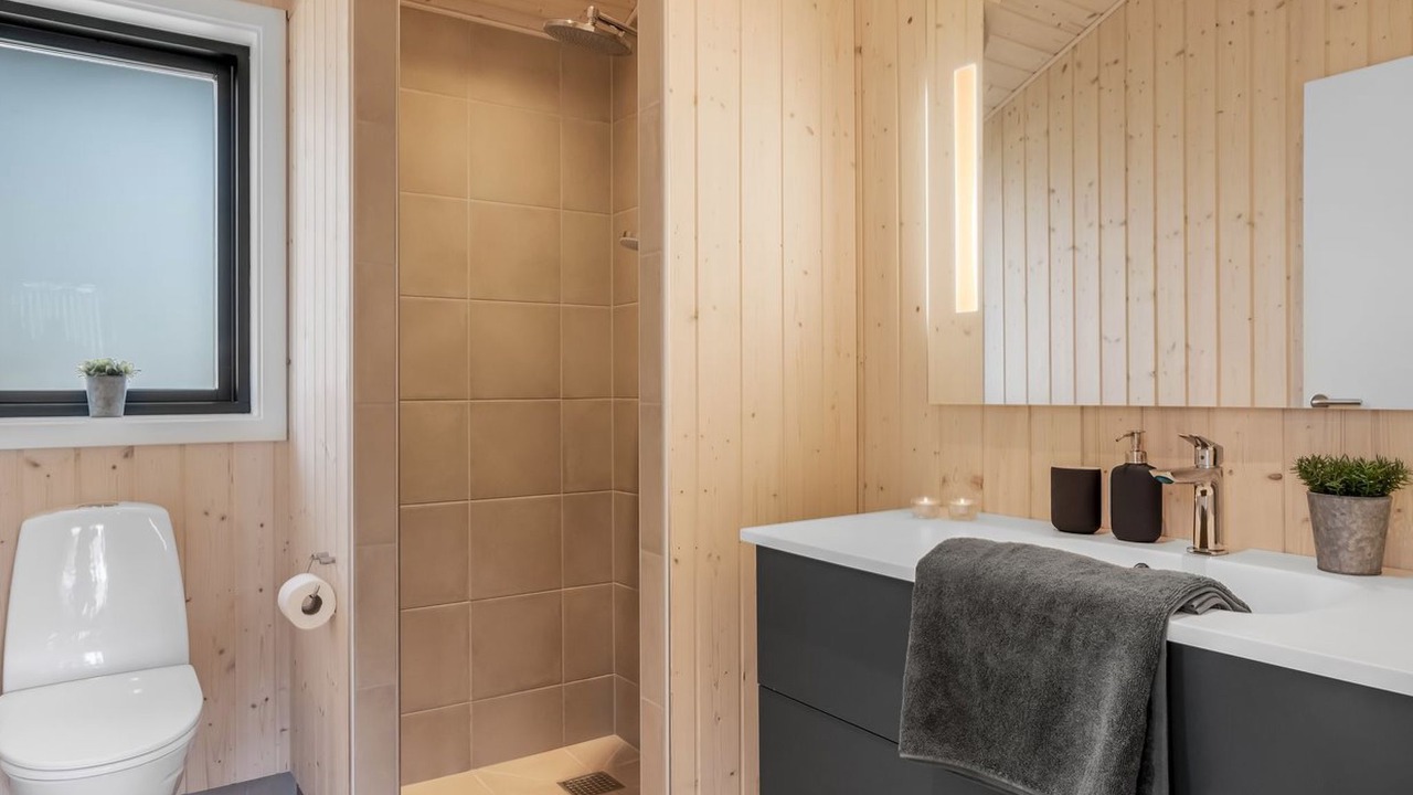 Photo of Bathroom in Hou