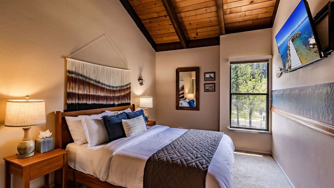 Photo of Bedroom in Rancho Bijou