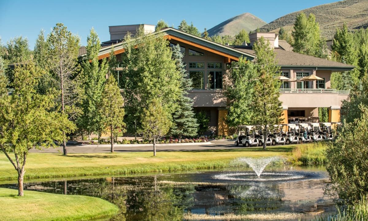 Photo of Outdoor in Elkhorn