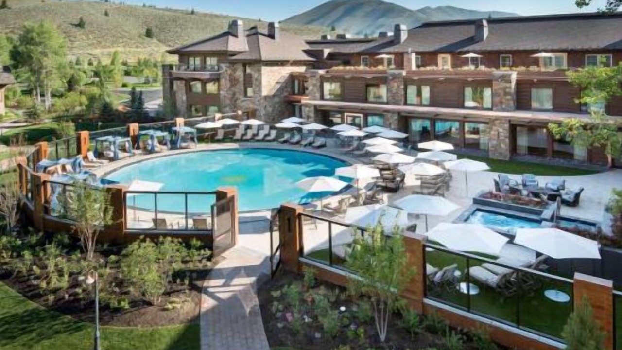 Photo of Outdoor in Elkhorn