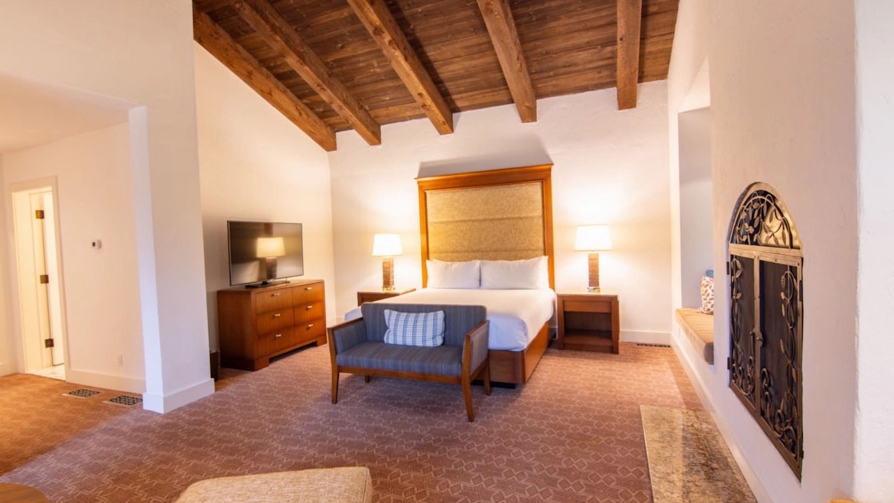 Photo of Bedroom in Elkhorn