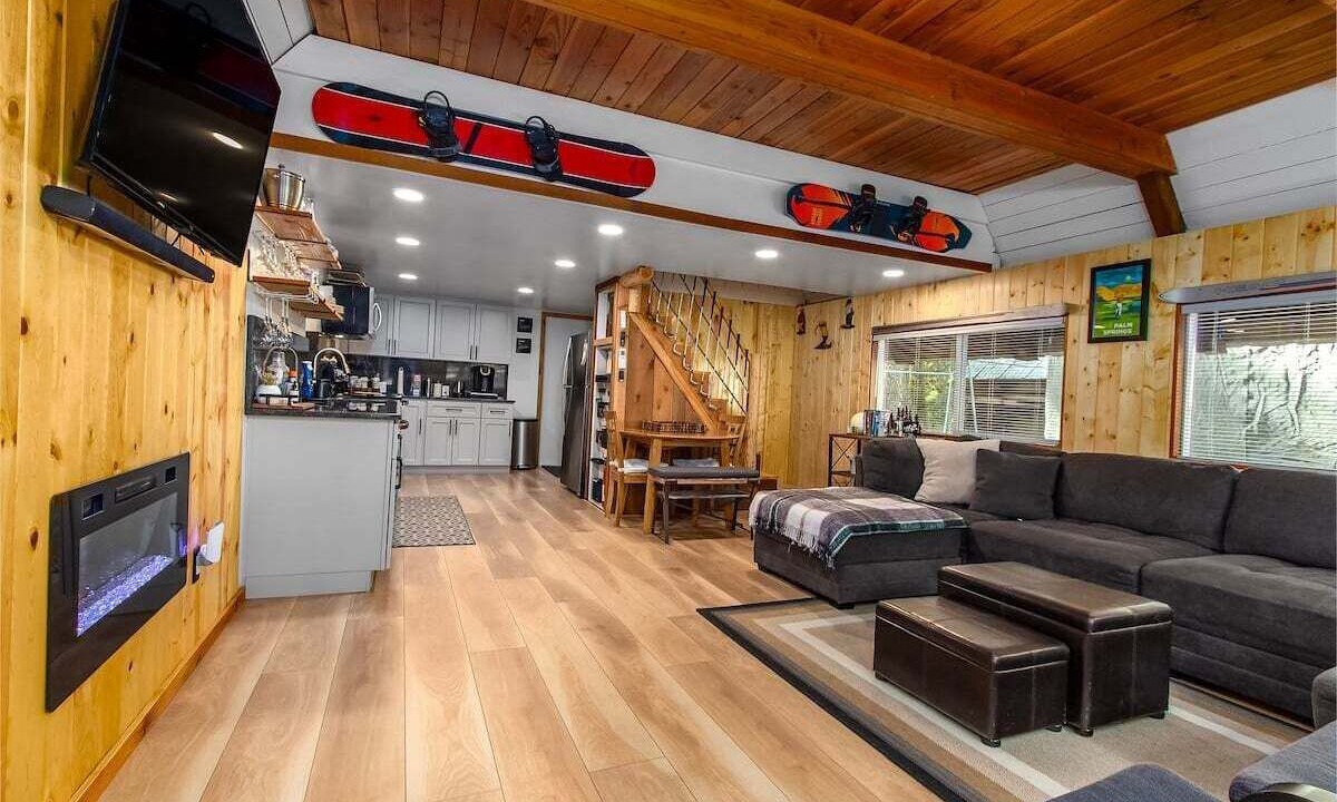 Photo of Livingroom in Packwood