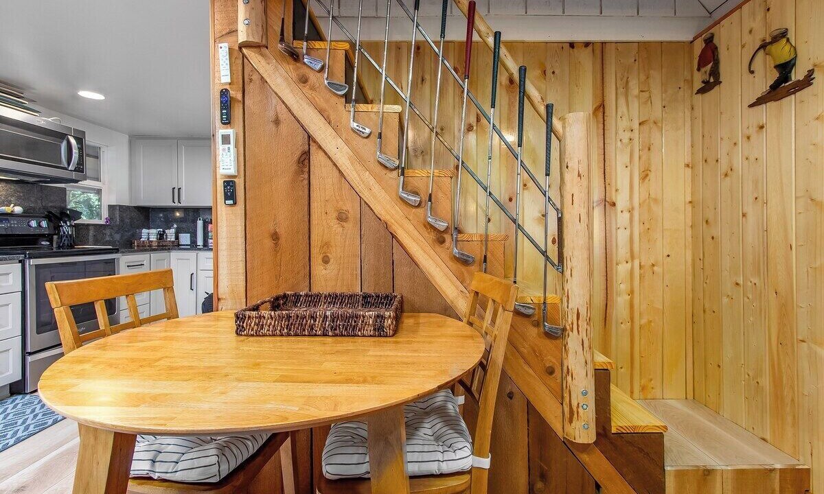 Photo of Others in Packwood