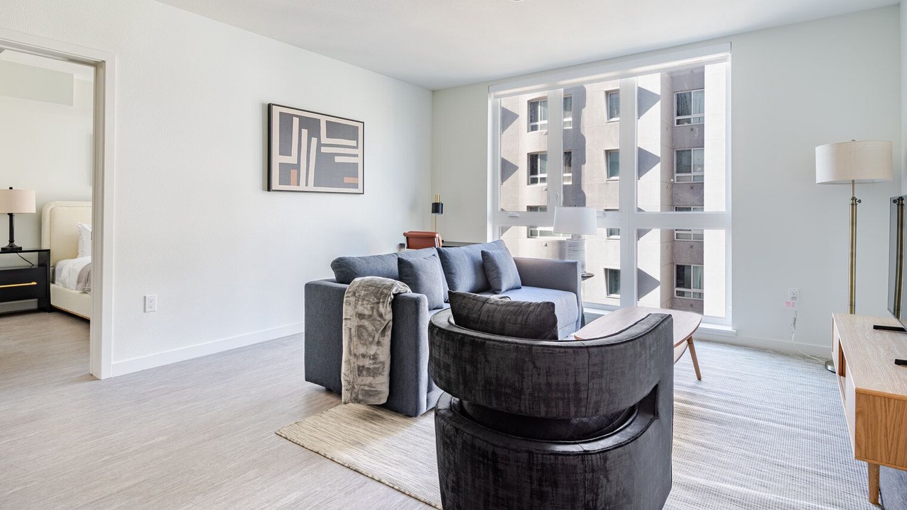 Photo of Livingroom in Downtown Berkeley