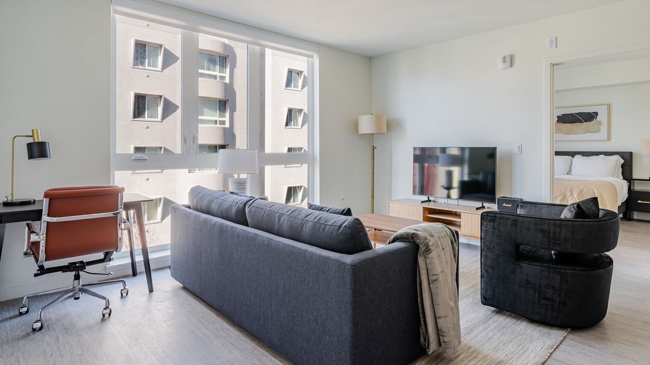 Photo of Livingroom in Downtown Berkeley