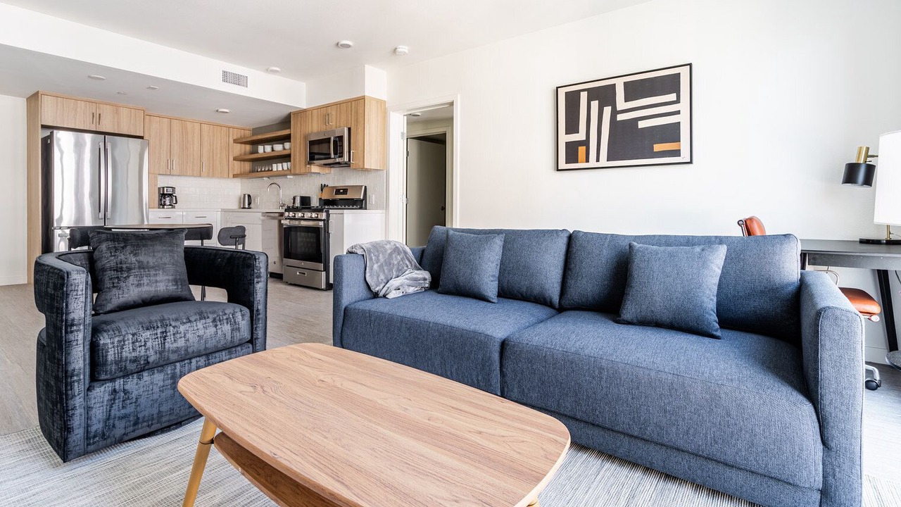 Photo of Livingroom in Downtown Berkeley