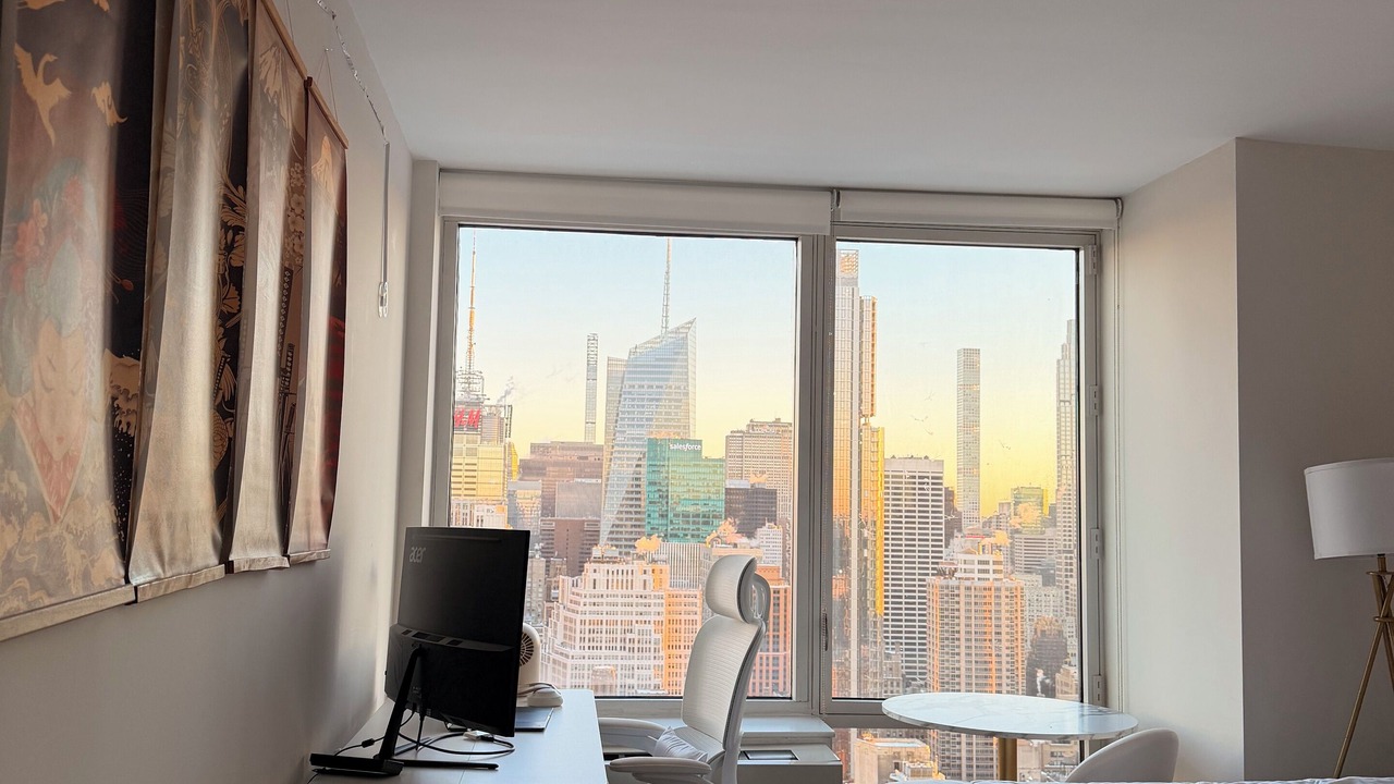 Photo of Bedroom in Midtown