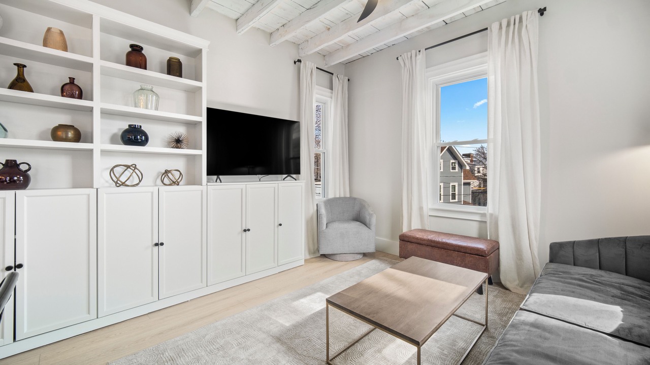 Photo of Livingroom in Hyde Square