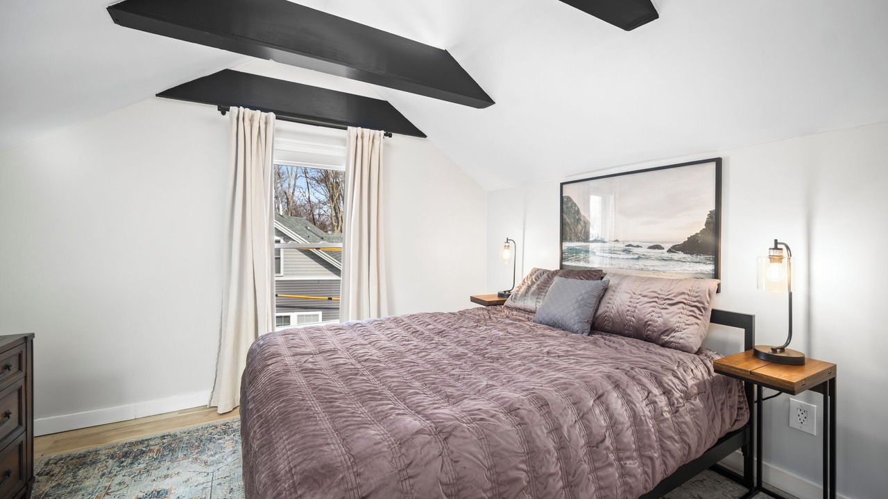 Photo of Bedroom in Hyde Square