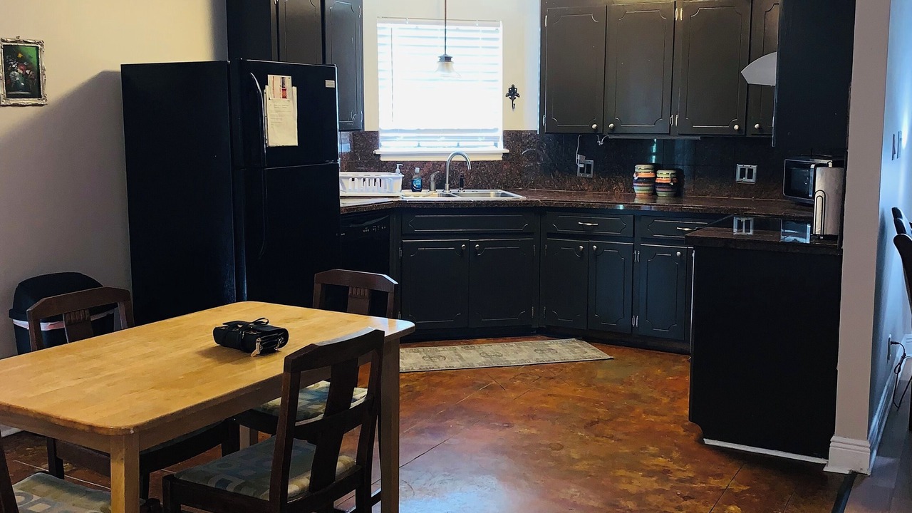 Photo of Kitchen in Gonzales