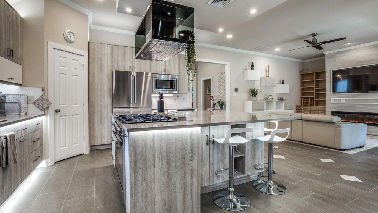 Photo of Kitchen in Far North Dallas